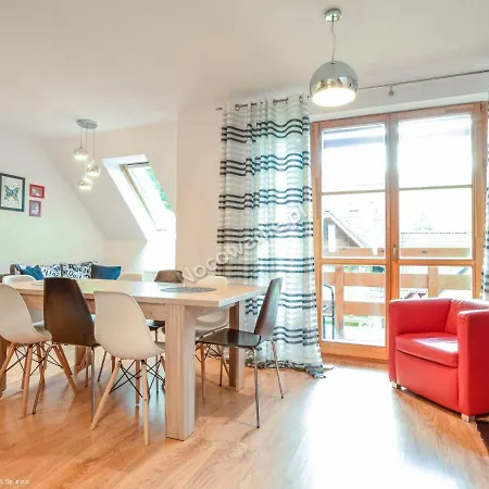 4seasons Z Prywtna Sauna I Kominkiem Apartmán *